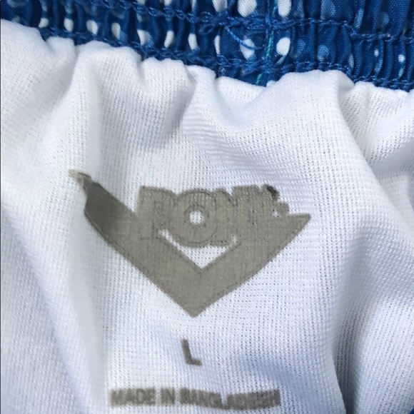 Pony shorts size L - Picture 3 of 3